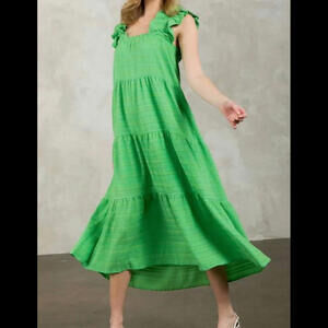 THML Green Tiered Maxi Dress - Flowy Boho Style Size Medium Layered